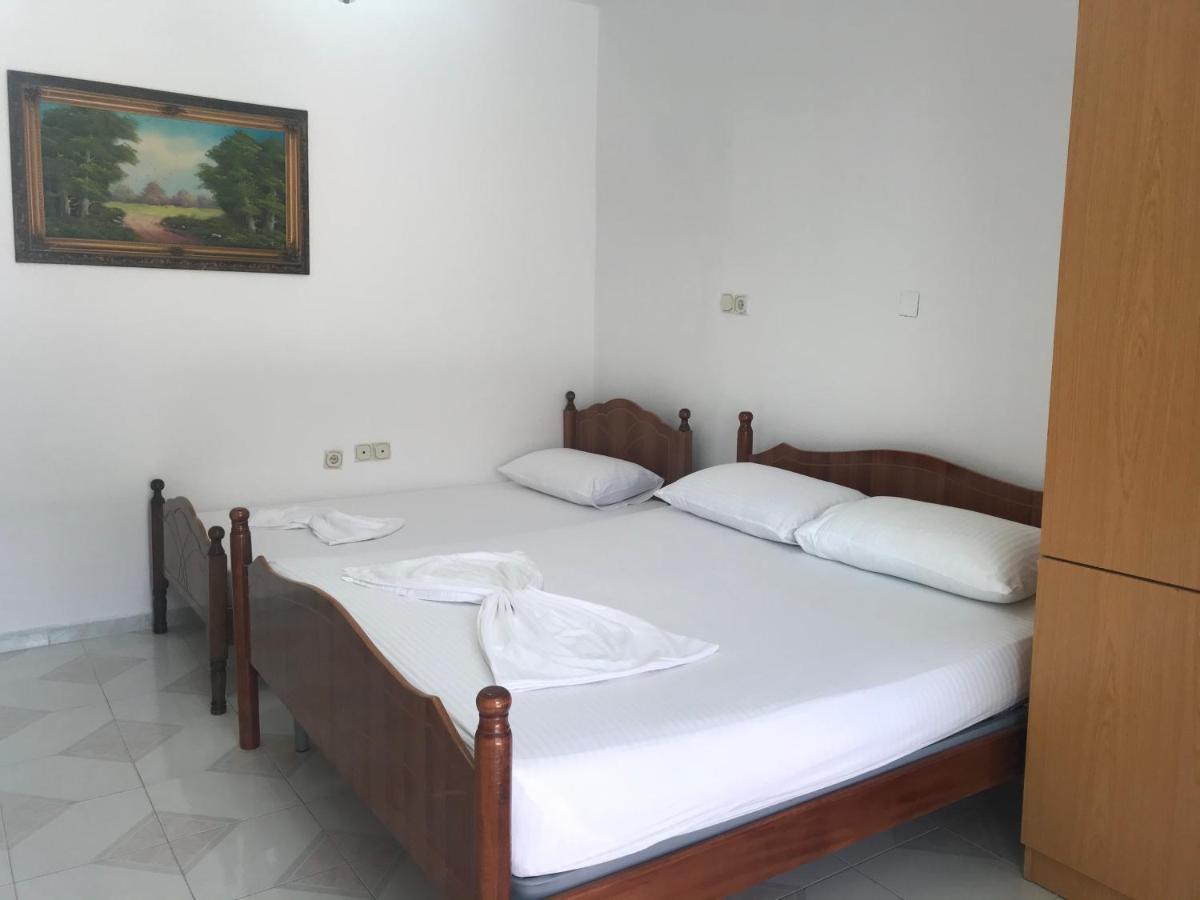 Colombo Hotel Vlore Exterior photo